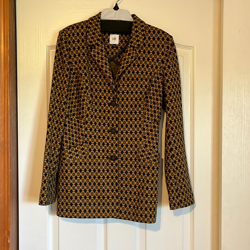 EUC cabi 3-button ponte knit unlined jacket